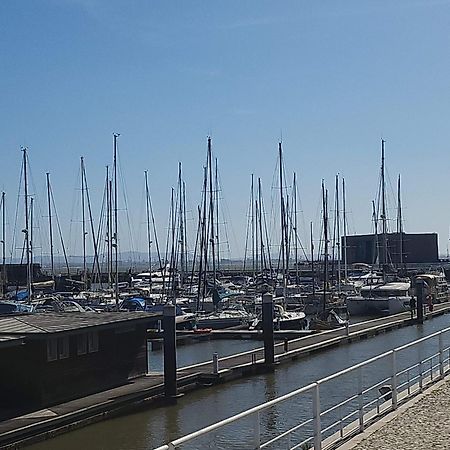 Private Yacht, We Love Our Guests Lissabon Buitenkant foto