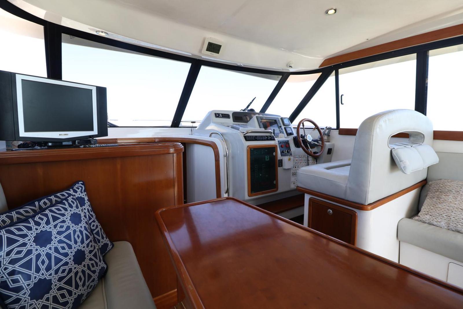 Private Yacht, We Love Our Guests Lissabon Buitenkant foto