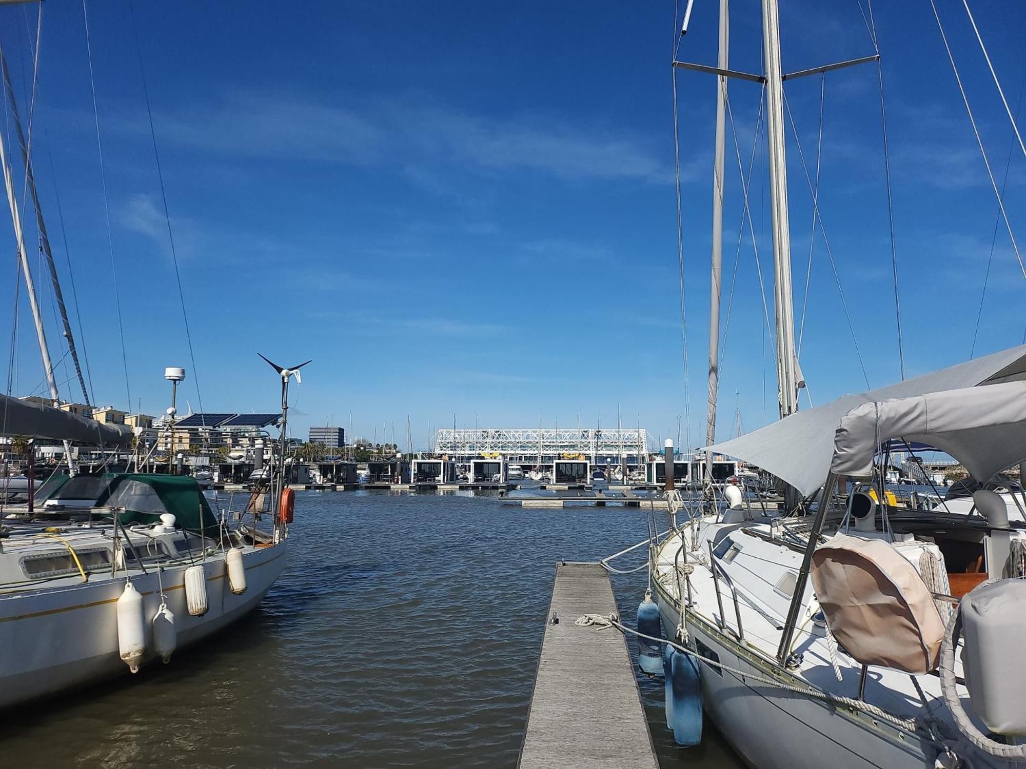 Private Yacht, We Love Our Guests Lissabon Buitenkant foto
